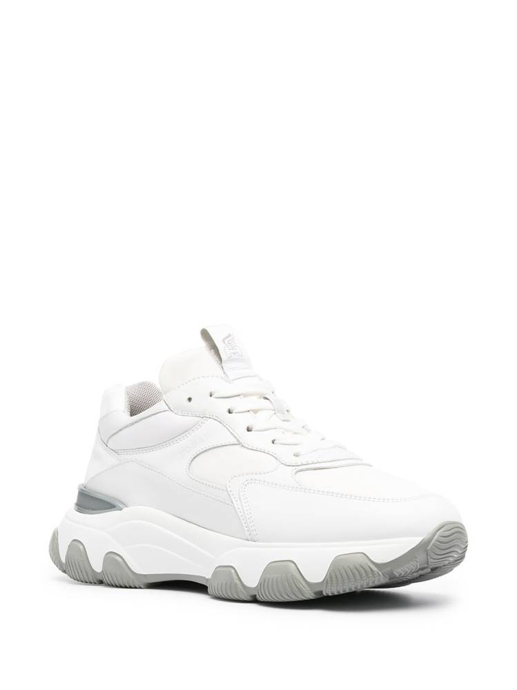 Hyperactive low-top sneakers